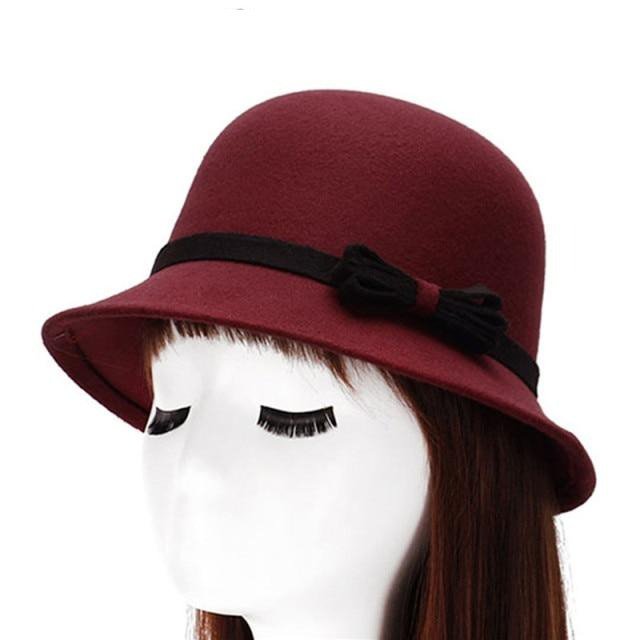 Fedora cloche skrybėlė