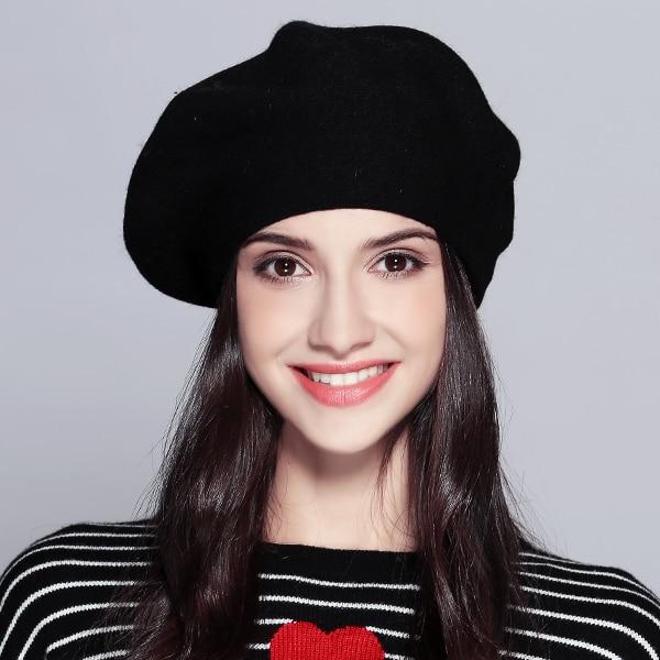 Moteriška beretė