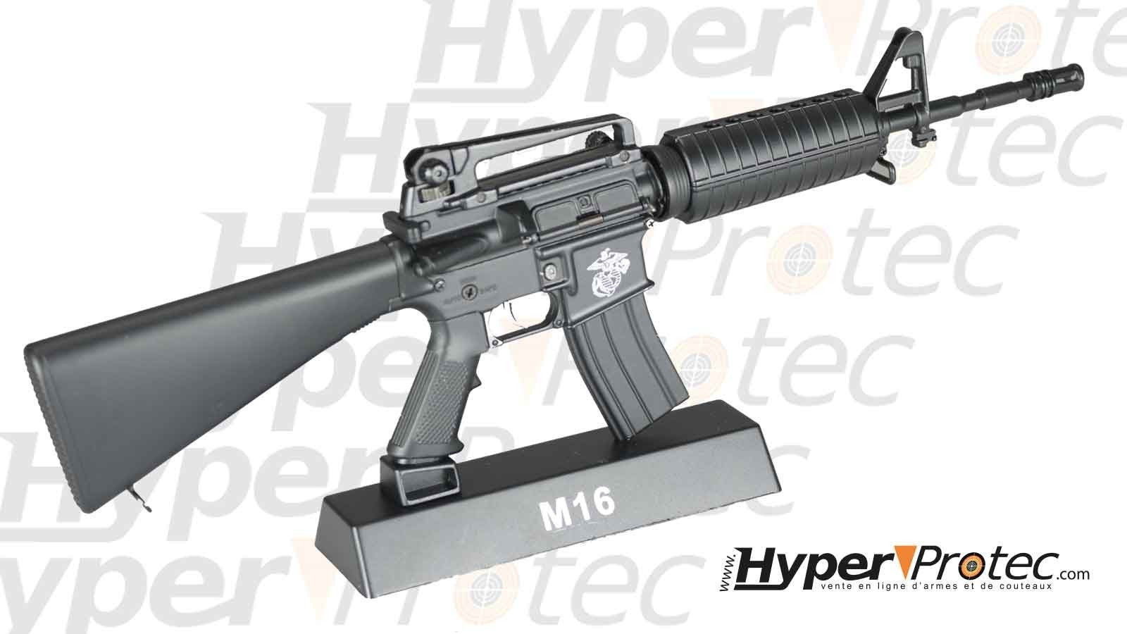 Украсителен макет на M16