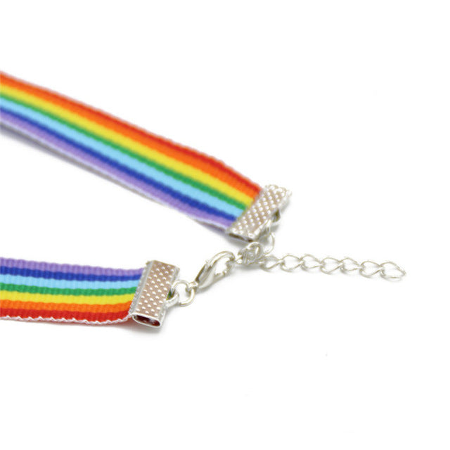 LGBT-ketting met regenbooglint