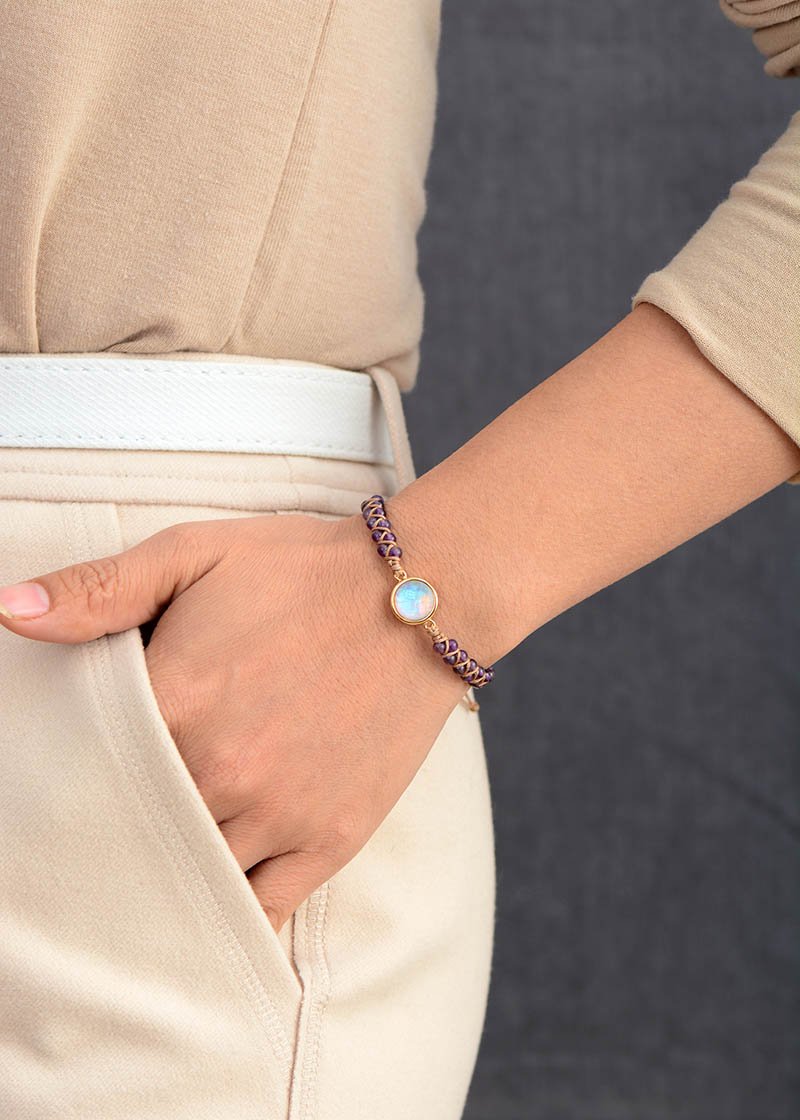 Pulsera de macramé con cuentas