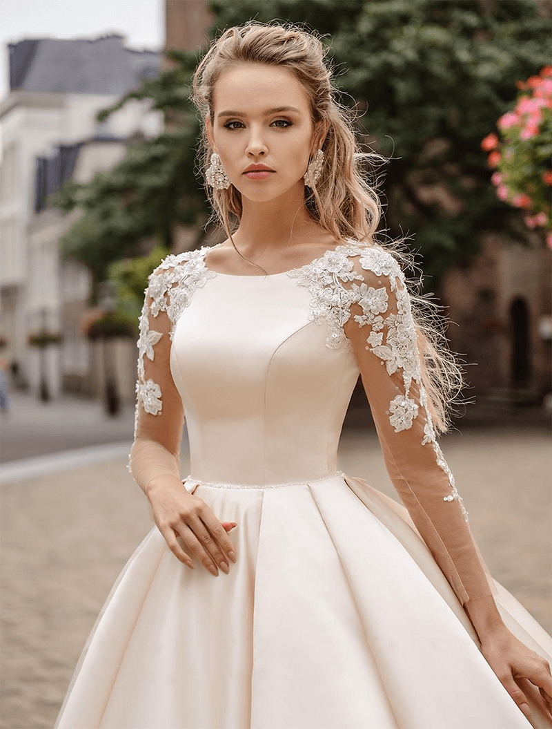 Rochie de mireasă prințesă bej