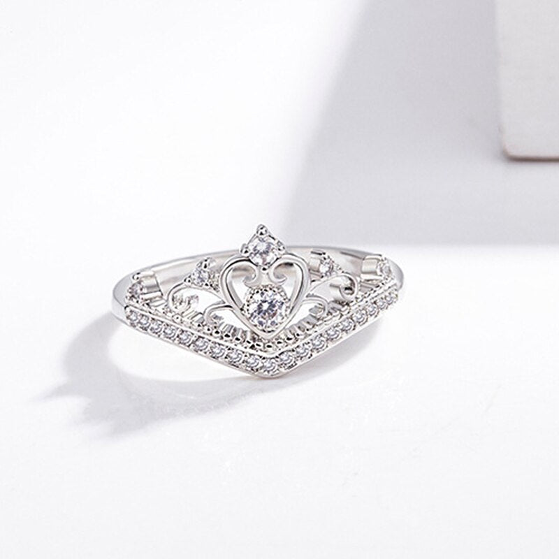 Tiara-ring