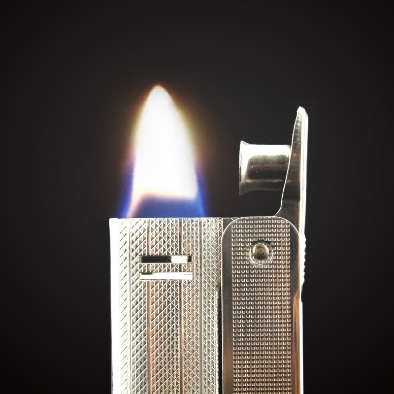 Gentlewomen lighter