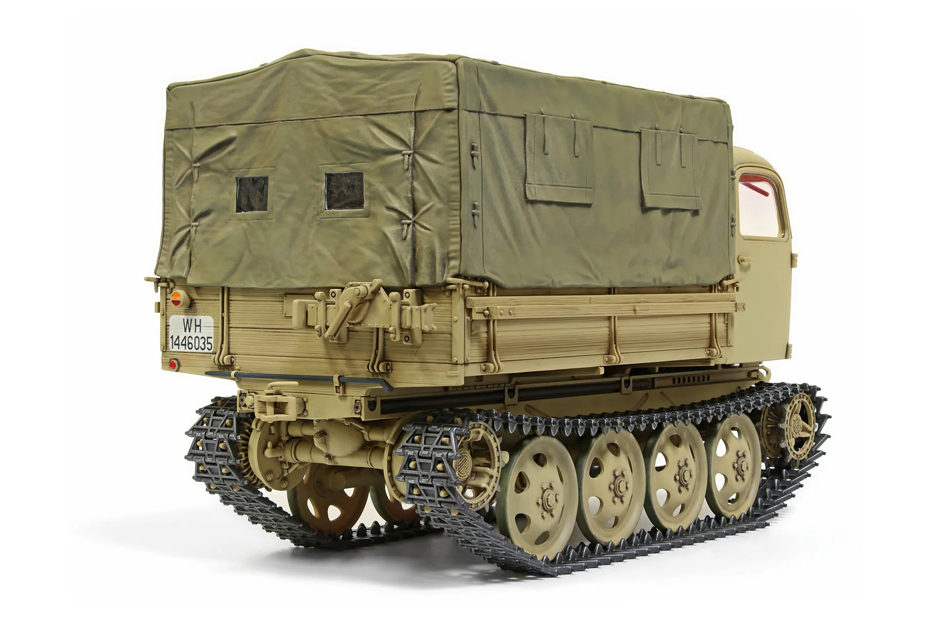 Tamiya 1/35 mittakaavan toisen maailmansodan saksalainen RSO/01-traktori