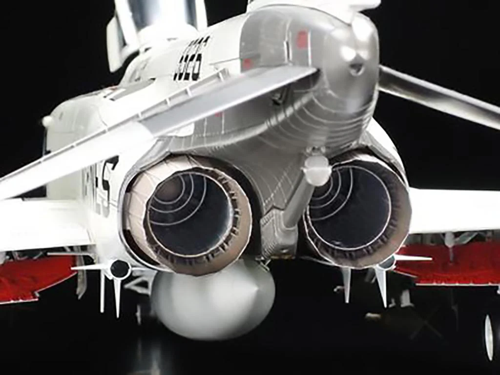 TAMIYA 1/32 mittakaavan LENTOKONE pienoismallisarja F-4J PHANTOM MARINES