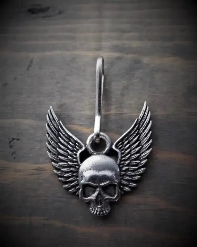 Bravo Bells “wing-skull” patentni zatvarač