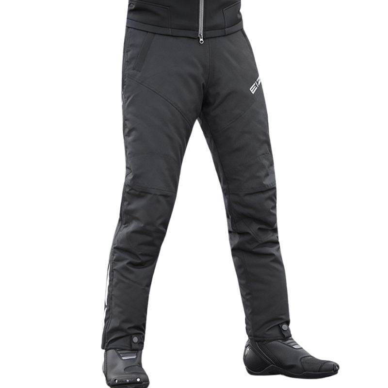 Mototsiklistichke pantalone sa TsE zashtitom, vodootporne i otporne na hladnoћu