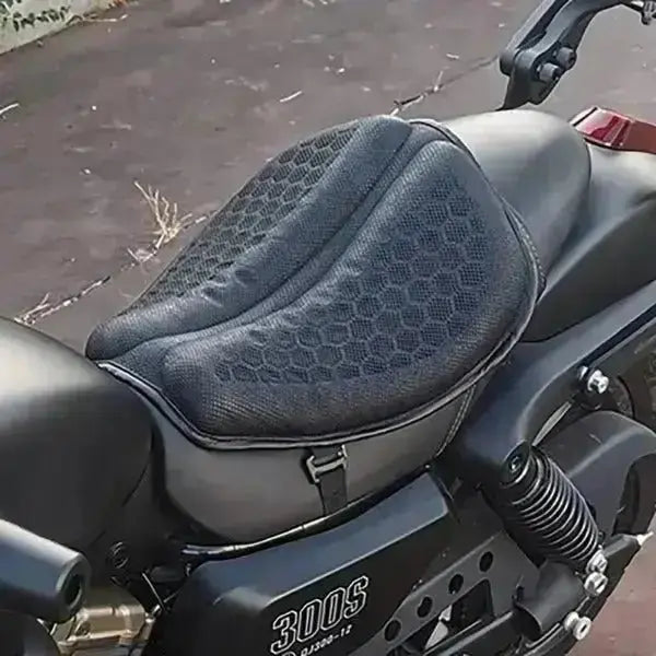 Komforni gel јastuk za sedishta mototsikla