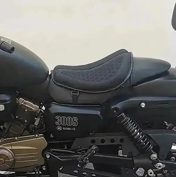 Komforni gel јastuk za sedishta mototsikla