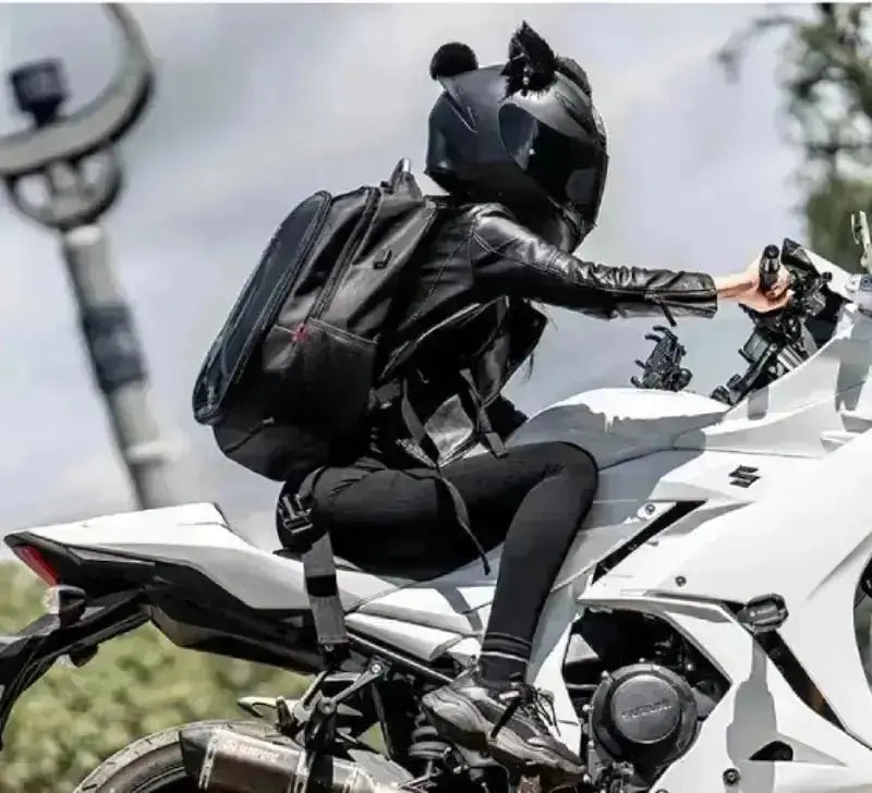 Karbonski mototsiklistichki ranats - kgp