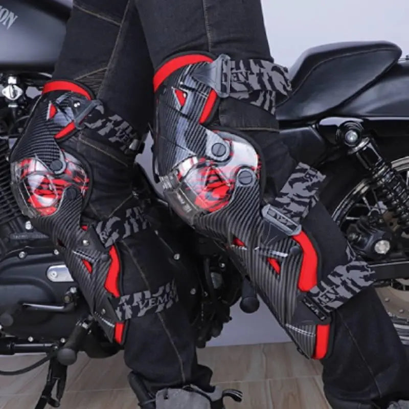 Јastuchiћi za kolena i potkolenitse mototsikla