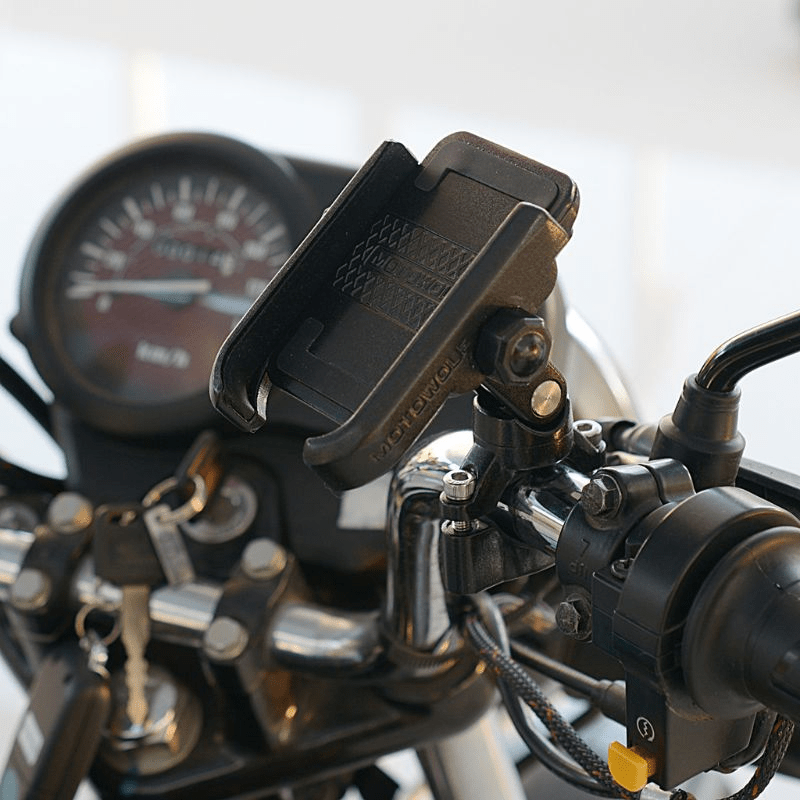 Drzhach telefona za mototsikl - trailnavigator