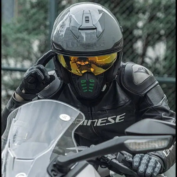 Balaclava i maska ​​za motor