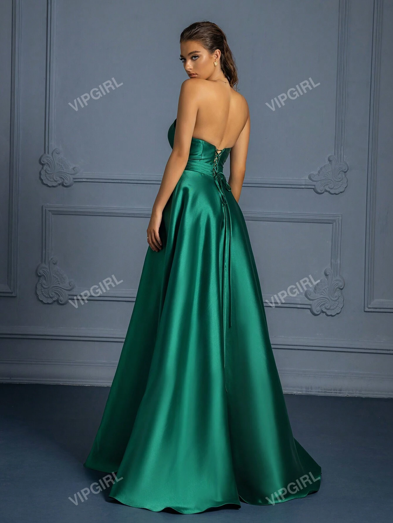 Rochie de seară elegantă, de înaltă calitate, verde, lungă, corset pentru femei, lungă și simplă, cu o fustă pufoasă verde măr pentru spectacole și evenimente. De asemenea, potrivită pentru animatoare la ceremonii și prezentări de modă.