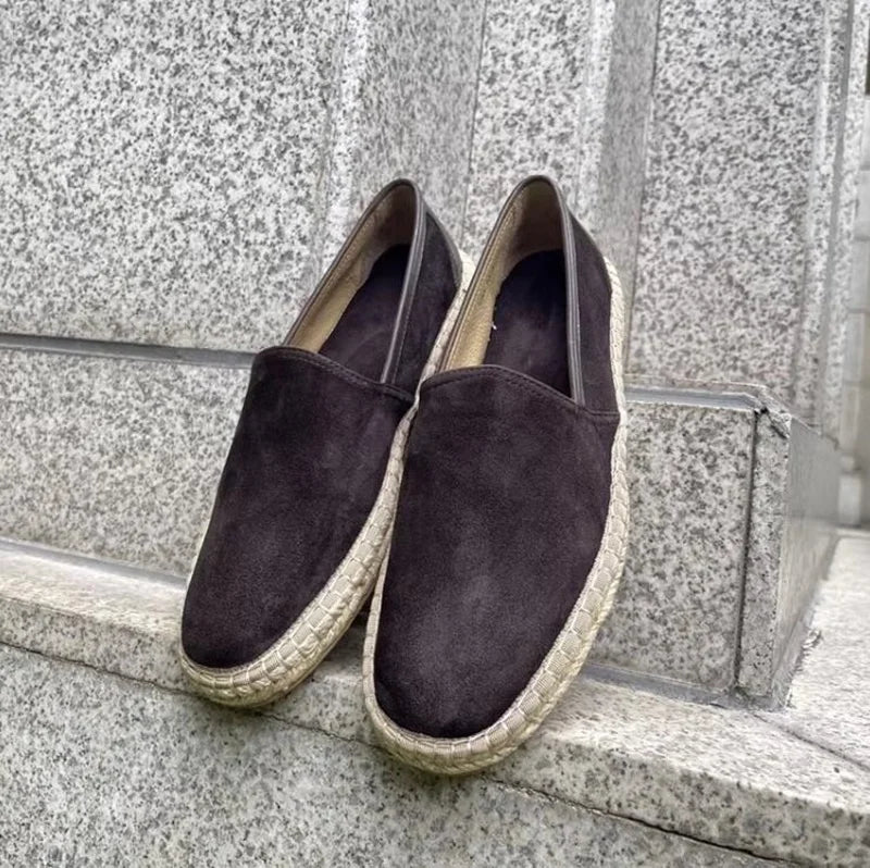 Semišové espadrilky ve stylu old money