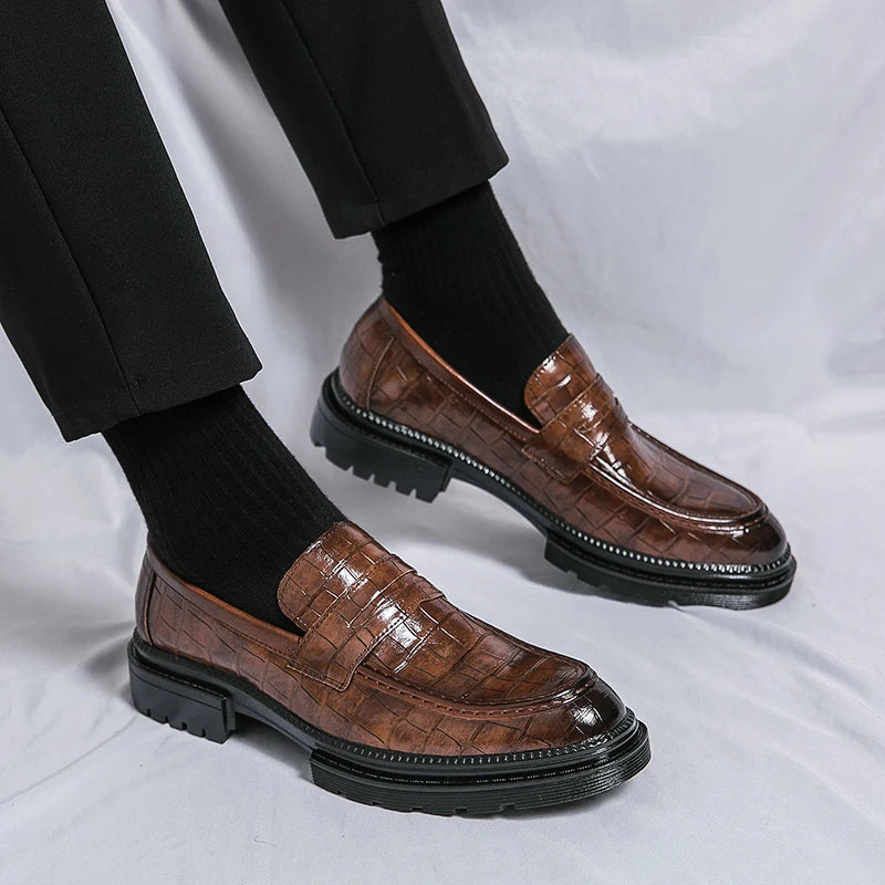 Meeste nahast loafers Old Money stiilis