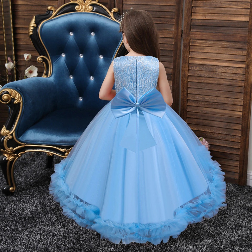 Kleid Prinzessin blau mit Rüschen