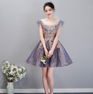 Kurzes Kleid Prinzessin Violett