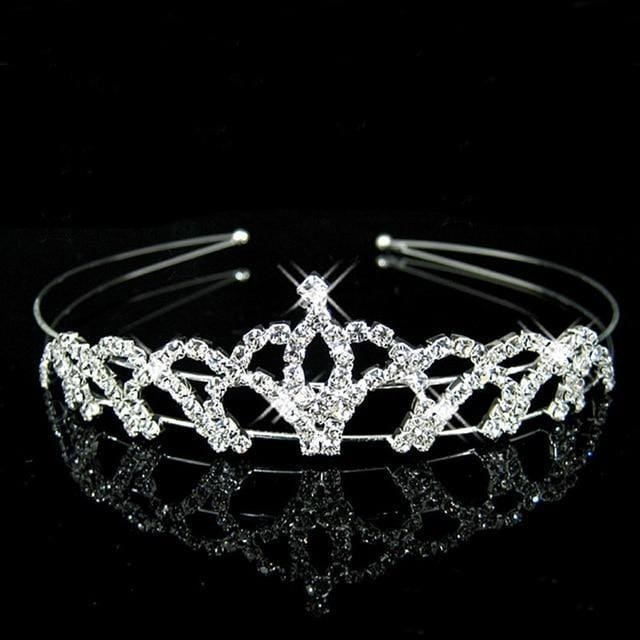 Majestätisches Diadem mit Diamant