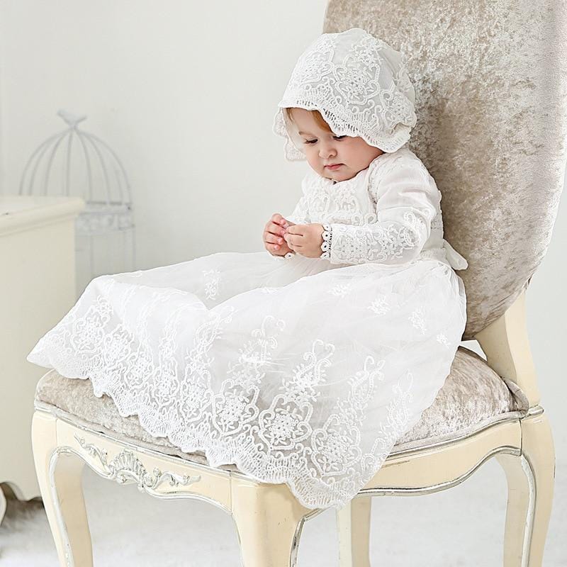 Taufkleid aus Spitze für Babys mit Mütze