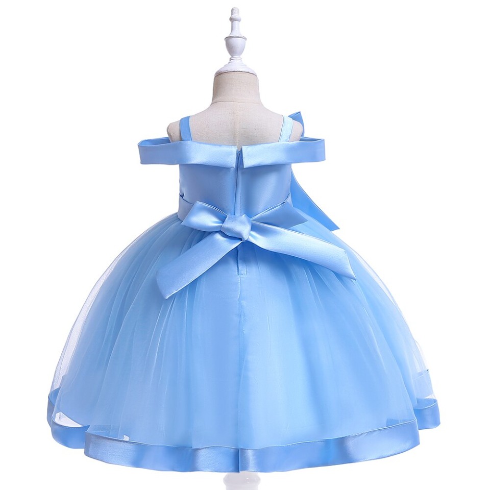 Kleid für Brautjungfer Prinzessin Himmelblau