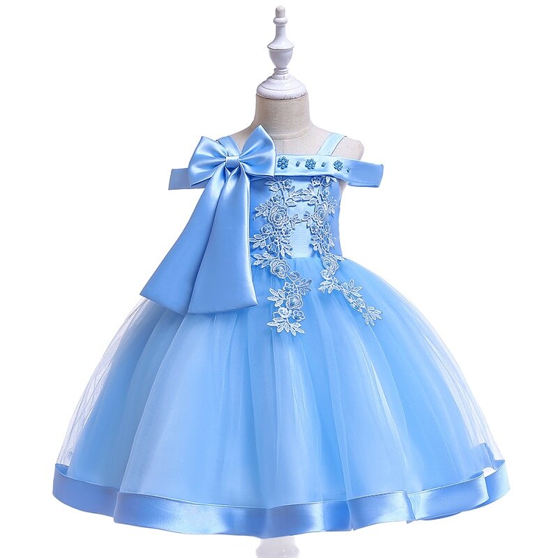 Kleid für Brautjungfer Prinzessin Himmelblau