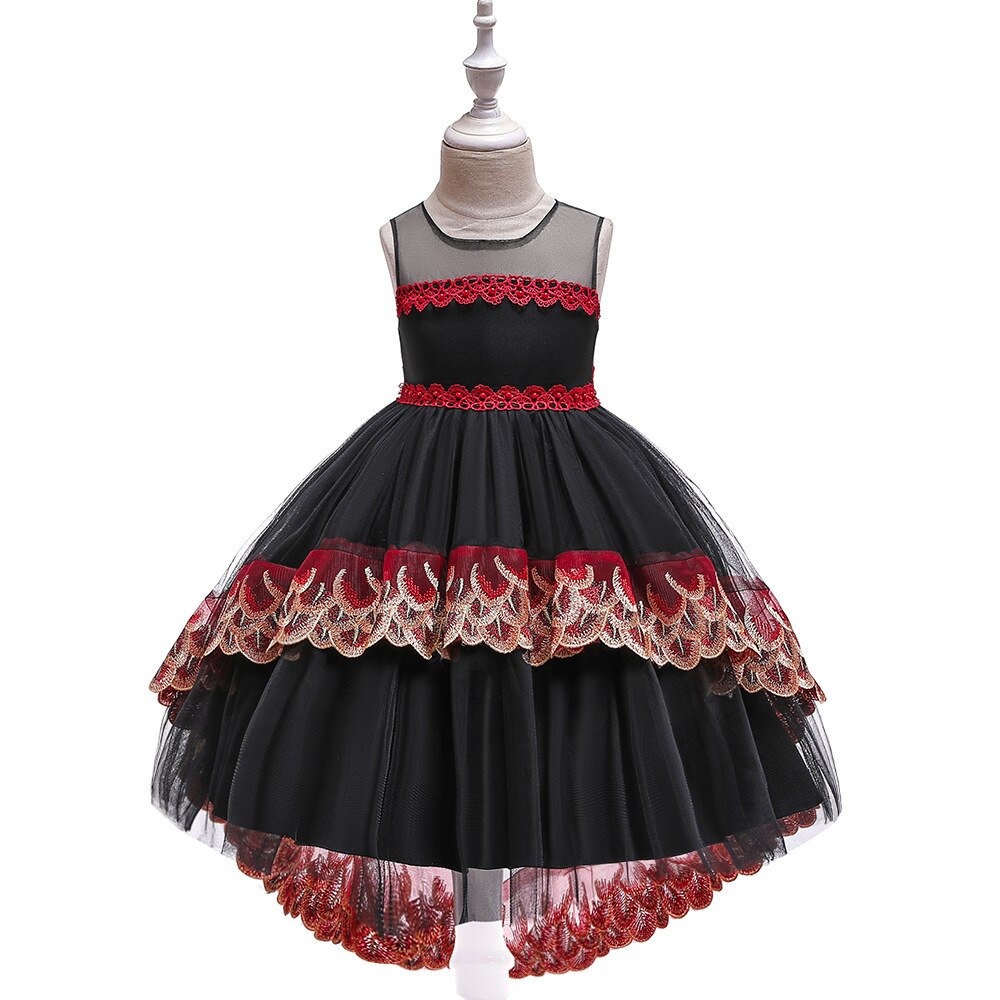 Prinzessinenkleid mit Spitze Rot und Schwarz