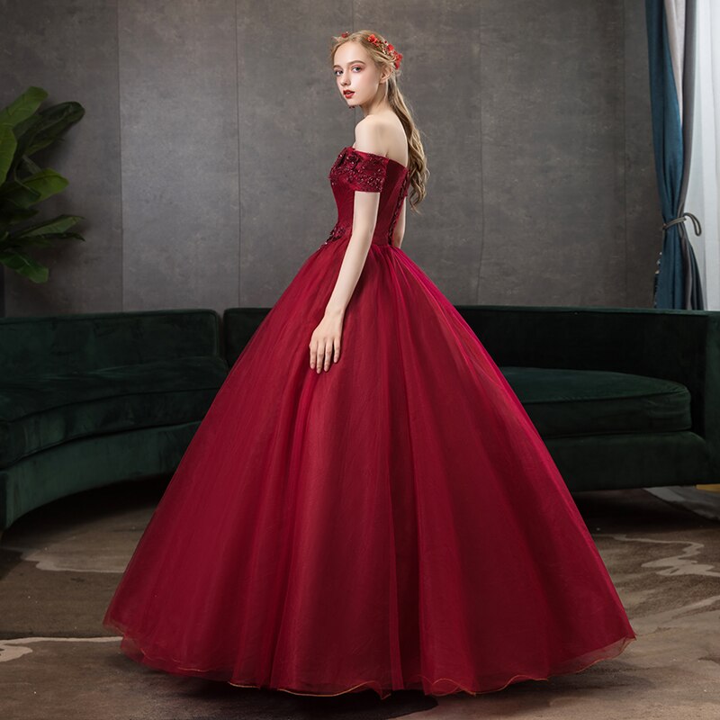 Bordeauxfarbenes Prinzessin-Ballkleid für Frauen