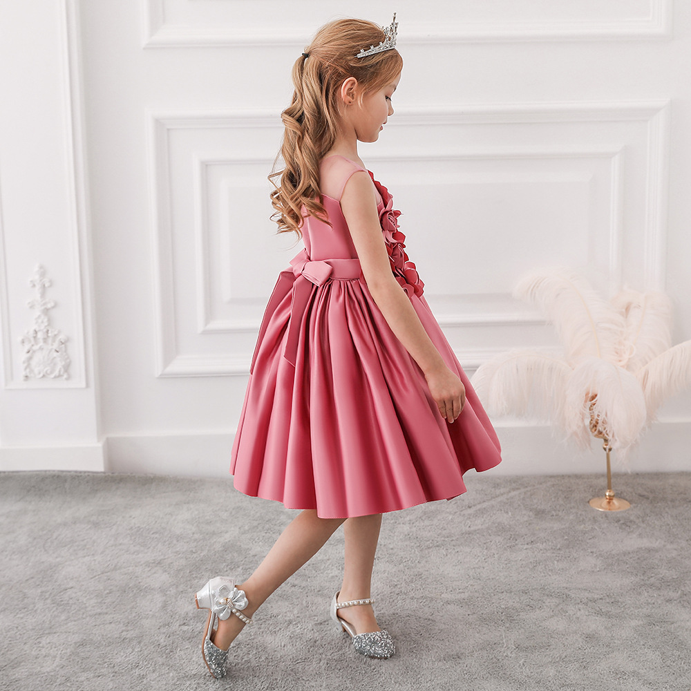 Blumiges Prinzessin-Kleid für die Zeremonie