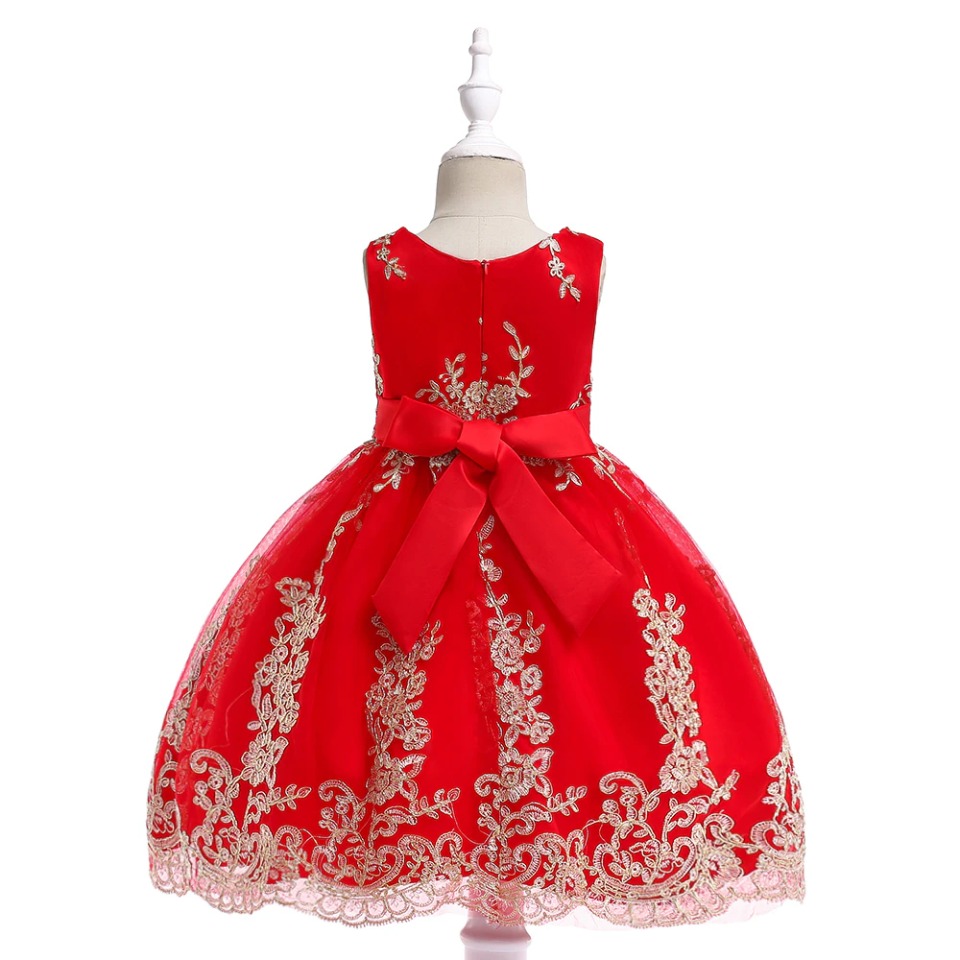 Kleid Prinzessin Rot mit Stickerei