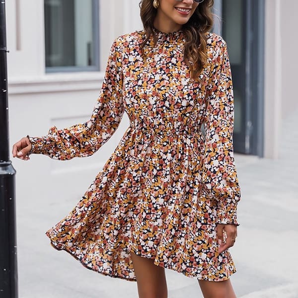 Σύντομο floral boho φόρεμα