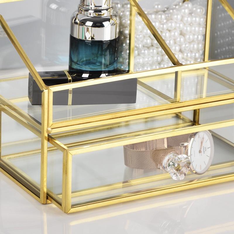 Make-up-organisatör i glas