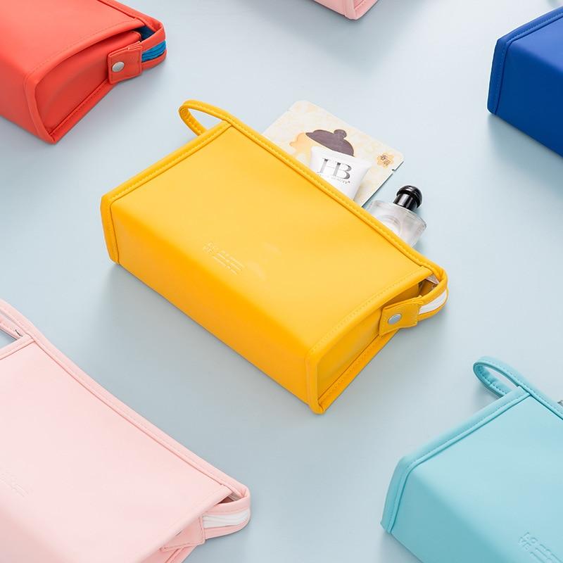 Love Color™ förvaringsväska för smink