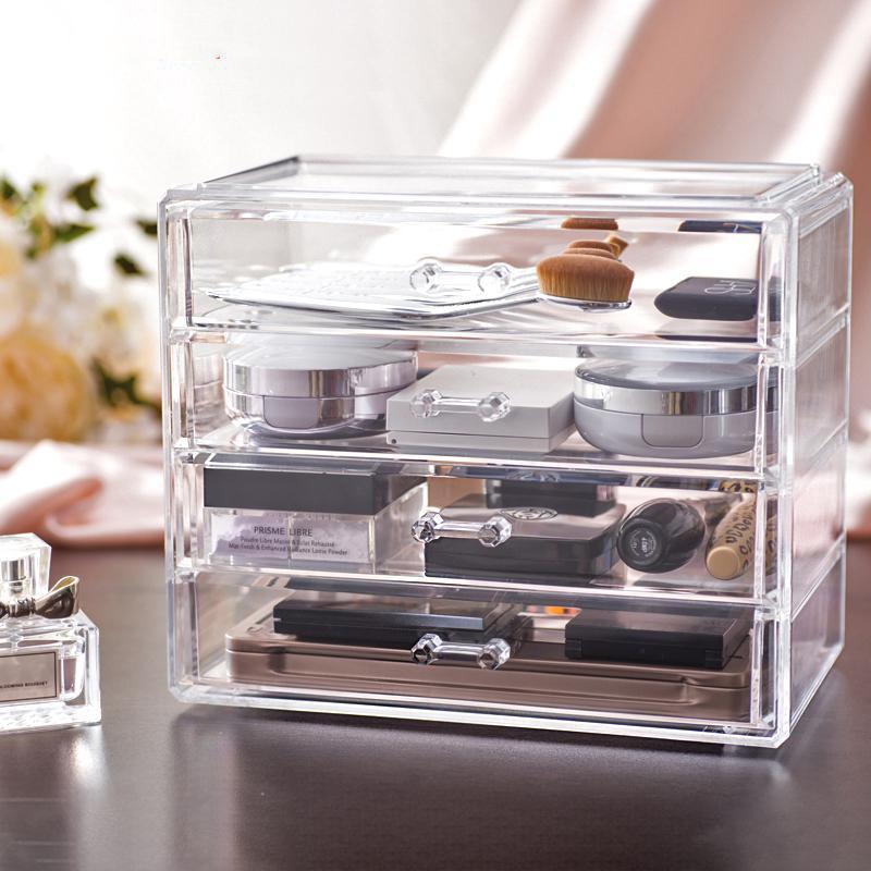 Sminkväska i transparent akryl
