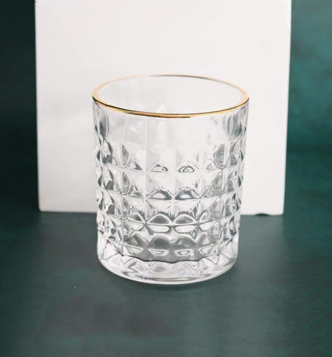 Kosmetikburk i glas