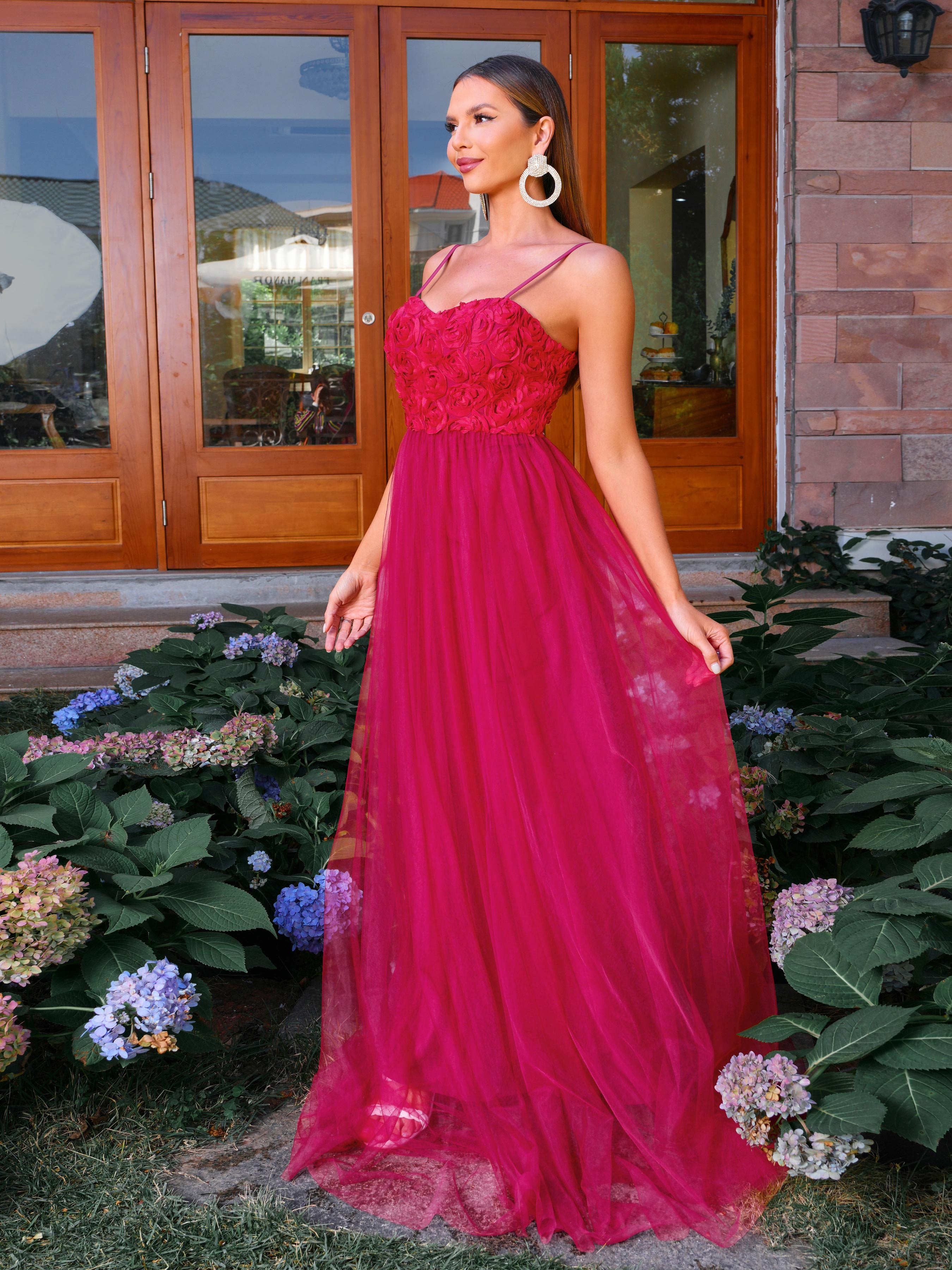 RH30807 Vestido com apliques de malha com esparguete