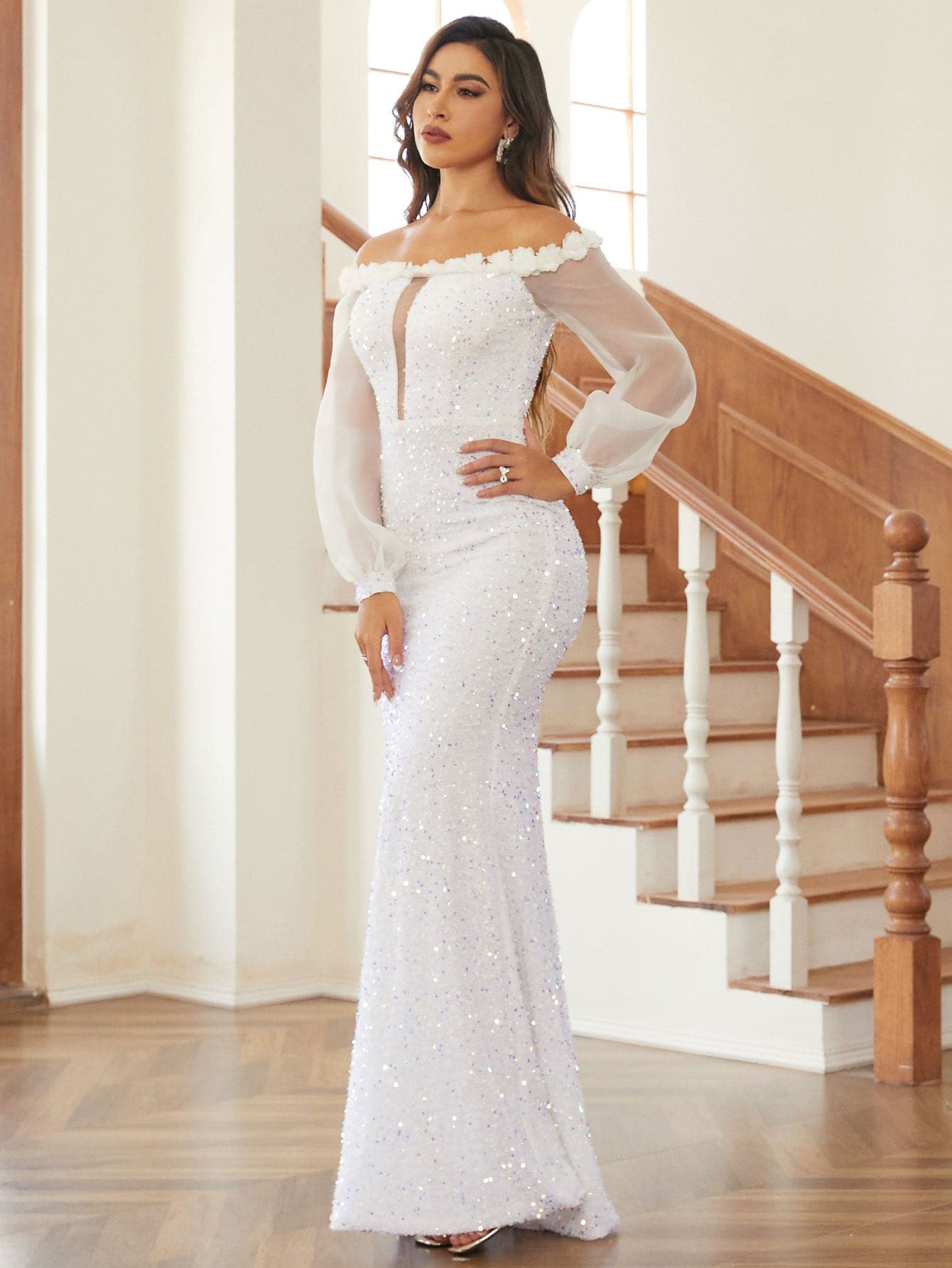 Vestido de noite sem alças com mangas bufantes JMT1118