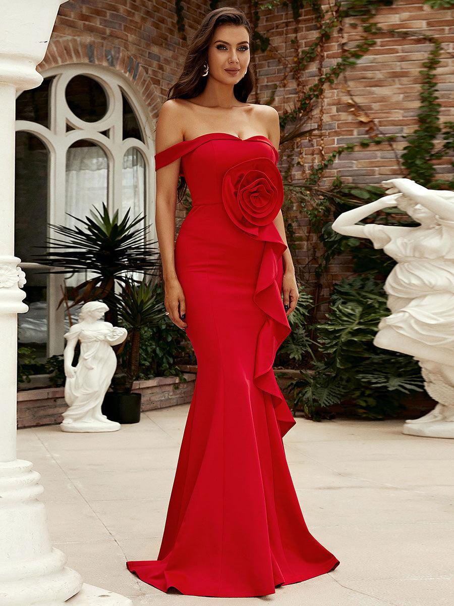 Vestido de noite com folhos e ombros descobertos M02117