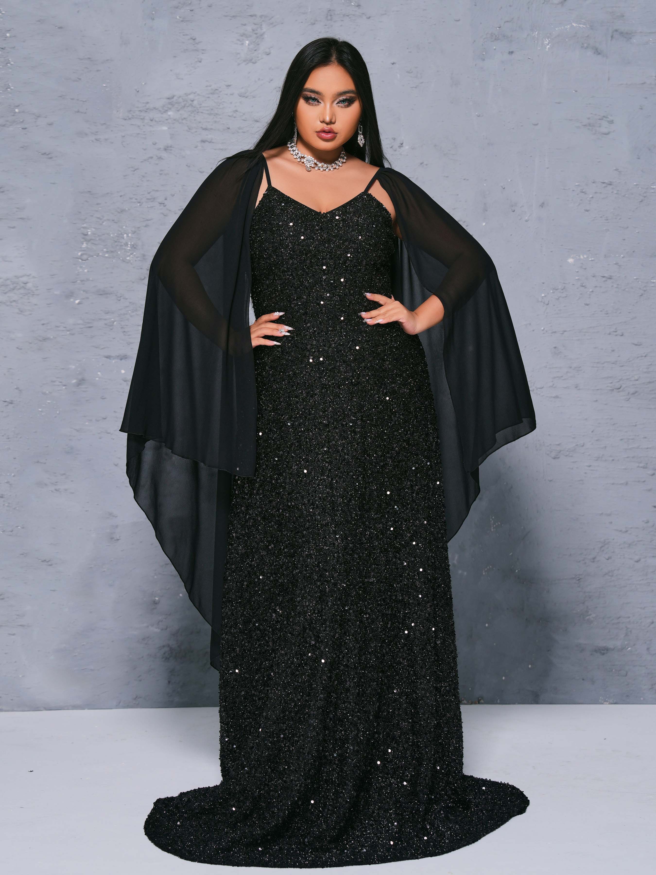Plus Size spaghettistrop-pailletkjole PRM21207