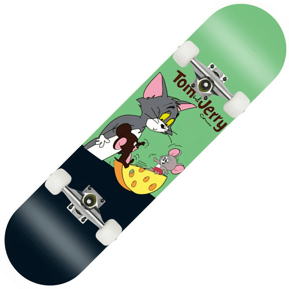 Skateboard tom and jerry