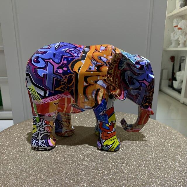 Statue Elefant bunt