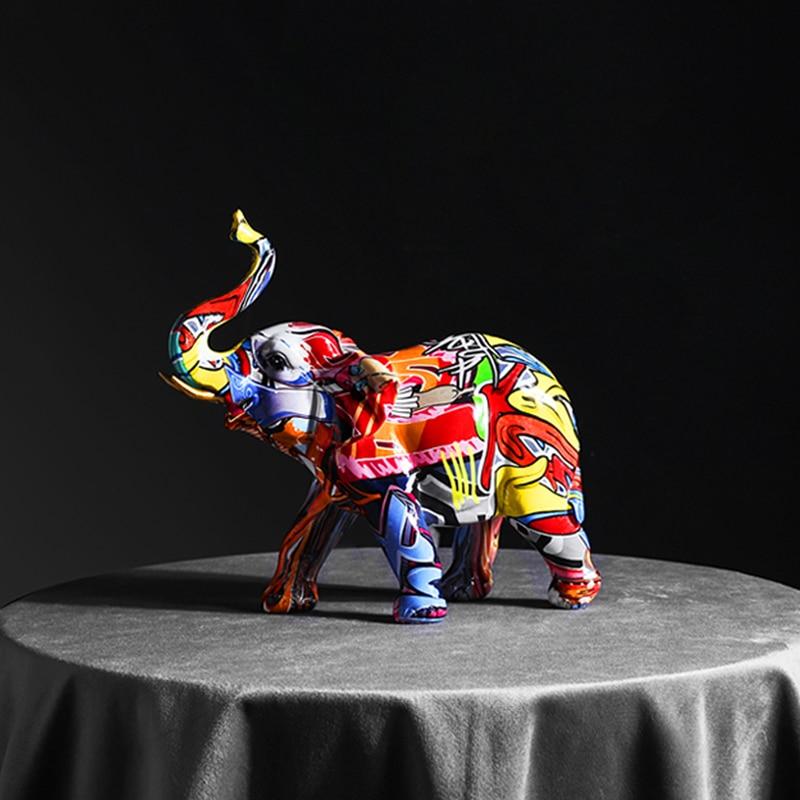 Statue Elefant bunt