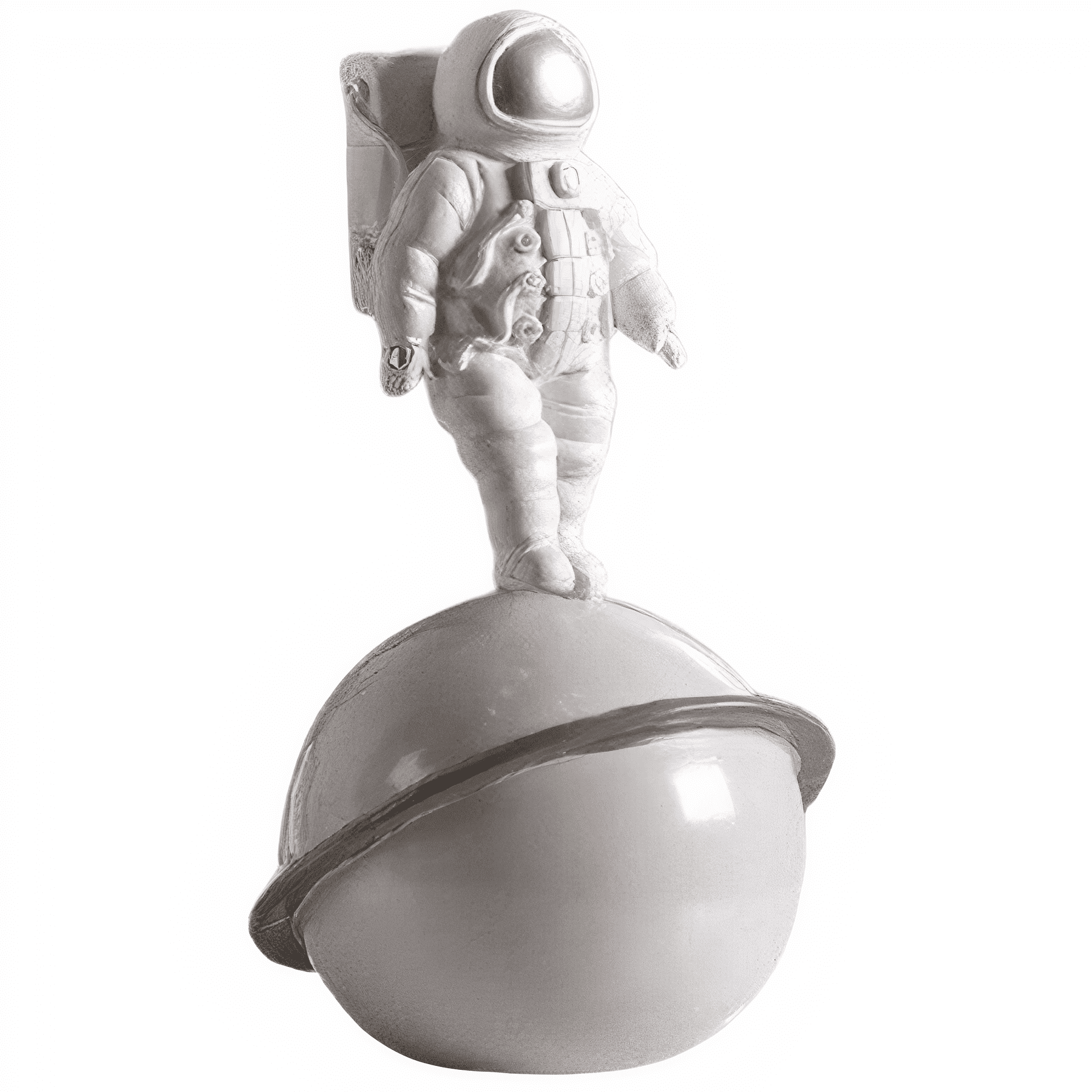 Statue Astronaut Saturn