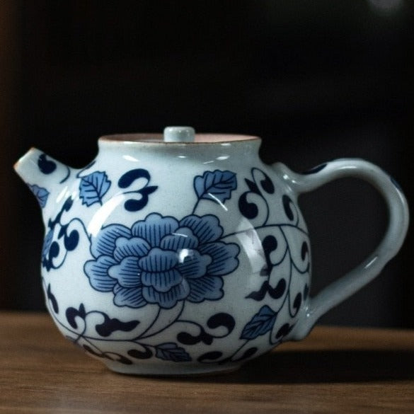 Mėlynai baltas porcelianinis arbatinukas 140 ml