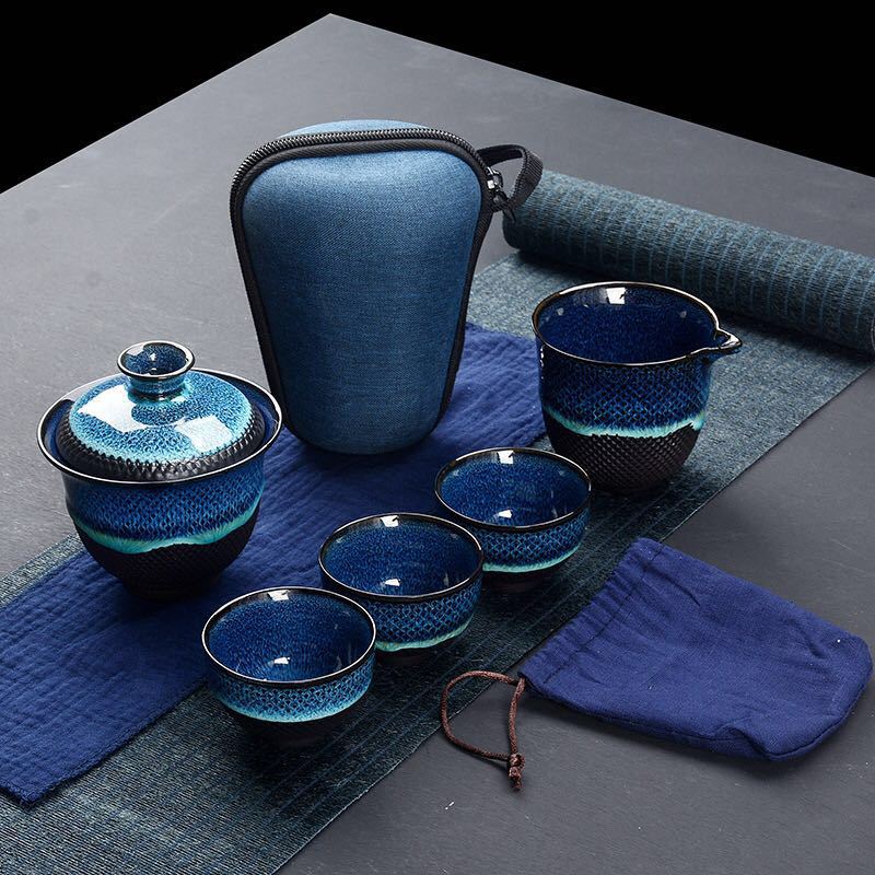 Mėlynas emaliuotas kinų arbatinukas 
