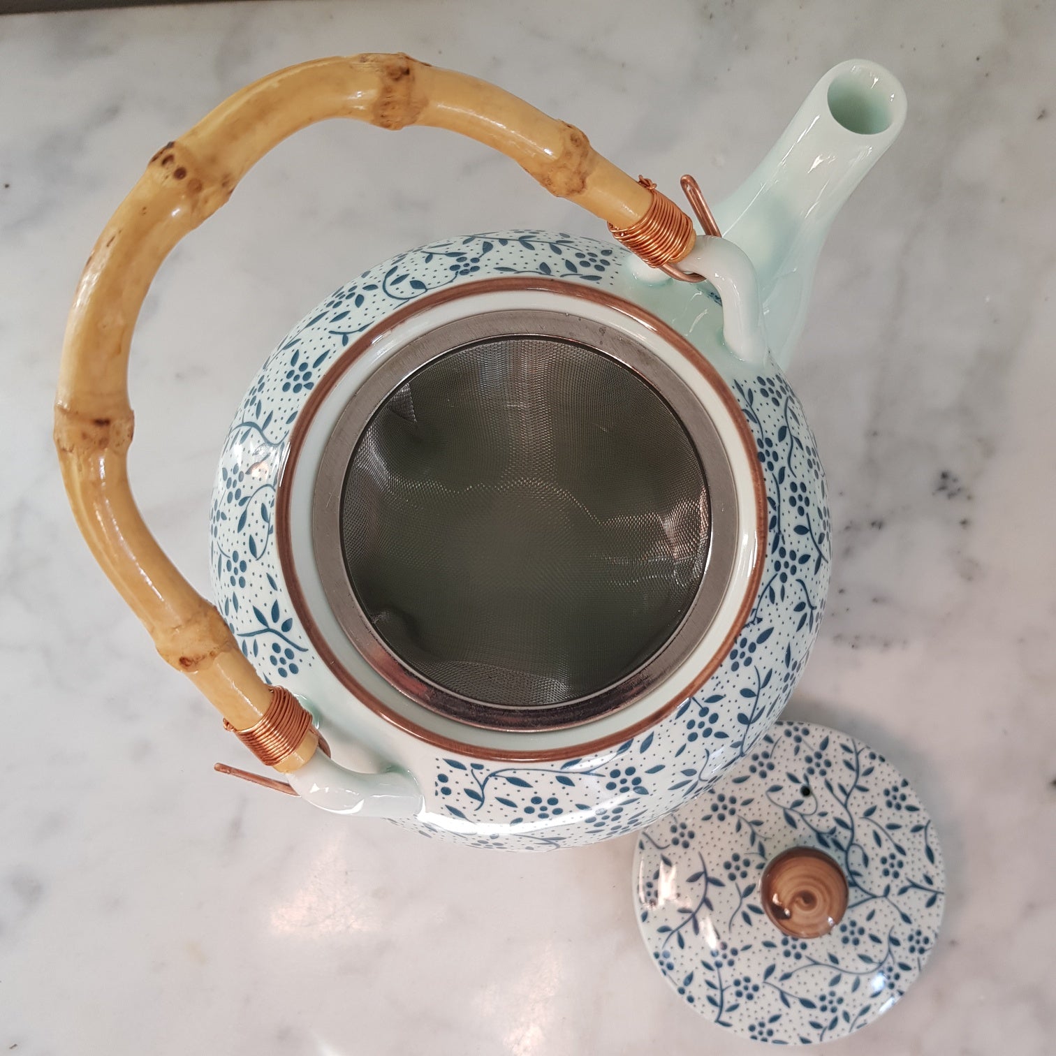 Didelis 1 l porcelianinis arbatinukas
