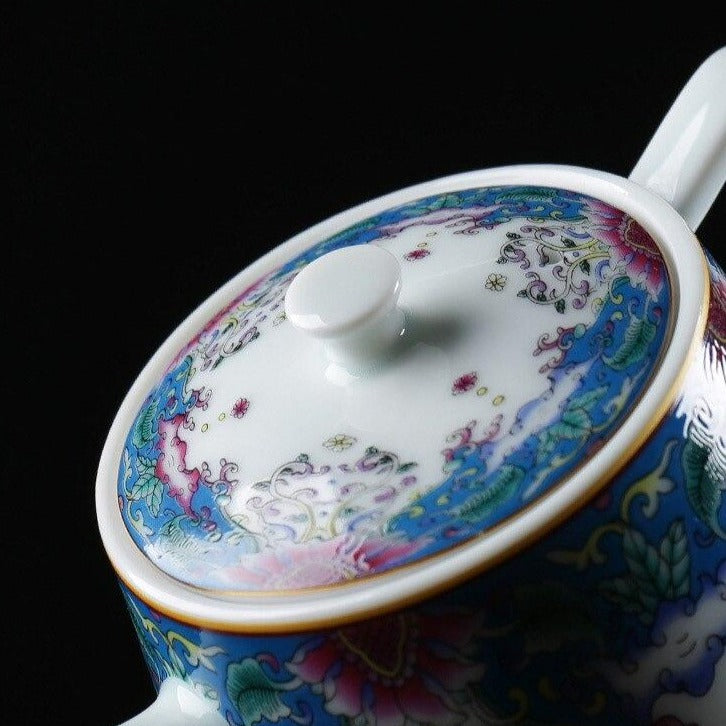 Indiškas porcelianinis arbatinukas 215 ml