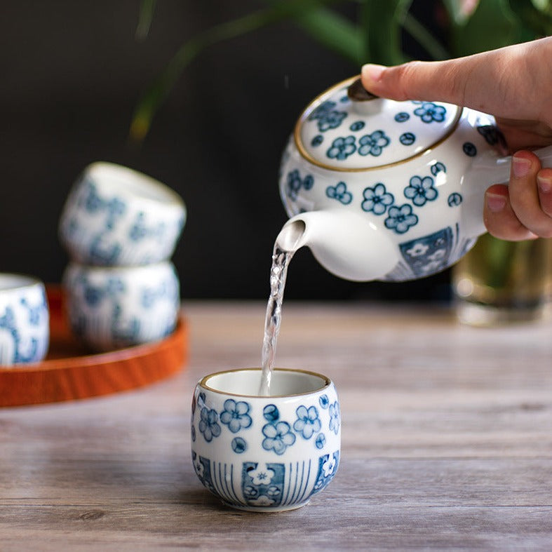 Japoniškas gėlių arbatinukas su 4 puodeliais
