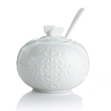 Baltas porcelianinis arbatinukas 900 ml